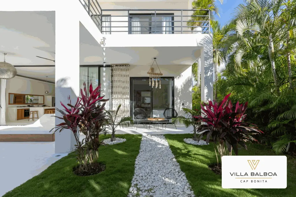 Villa Balboa Tropical garden Jardin Las Terrenas Rent Playa Bonita Coson.webp